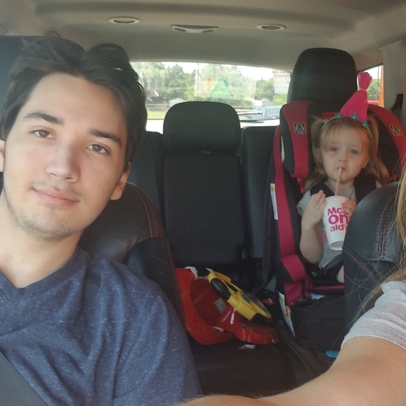 Meet your Posher, Rebecca - Picture 3 of 3